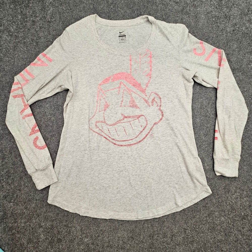 Nike Cleveland Indians Women XL Gray Long Sleeve Chief Wahoo Graphic Tee Retro
